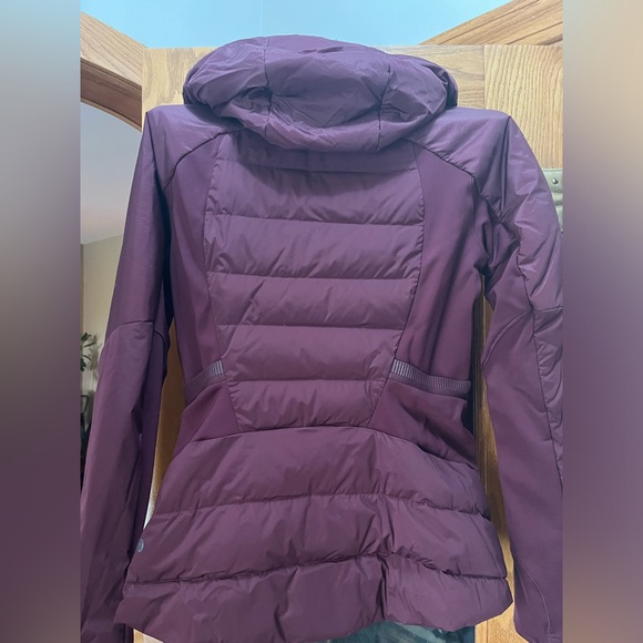 Lululemon Down For It All Jacket Casis Size 8 - Picture 9 of 9